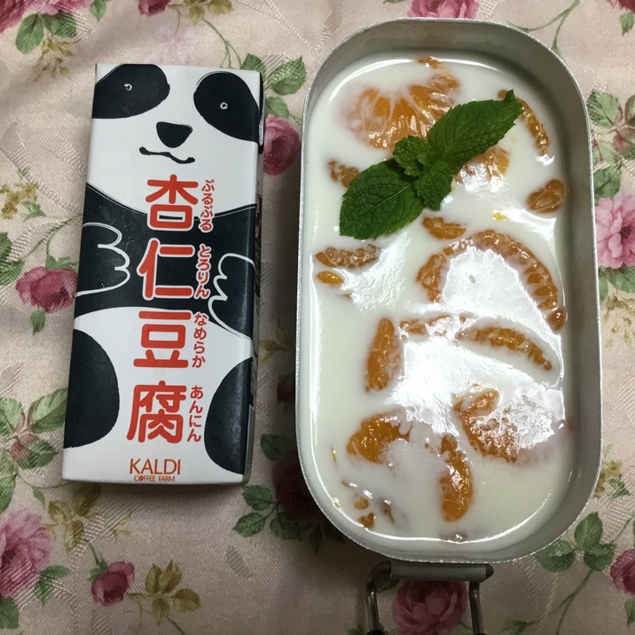 キャンプ飯　メスティンでカルディ杏仁豆腐フルーツ